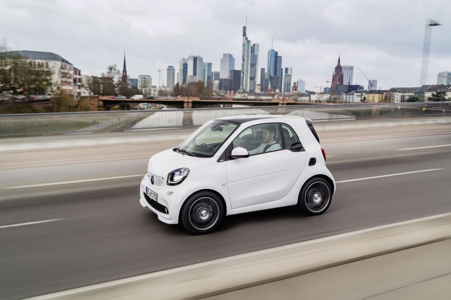  Smart ForTwo Coupe by Brabus 2016 года  (фото 4 из 18)
